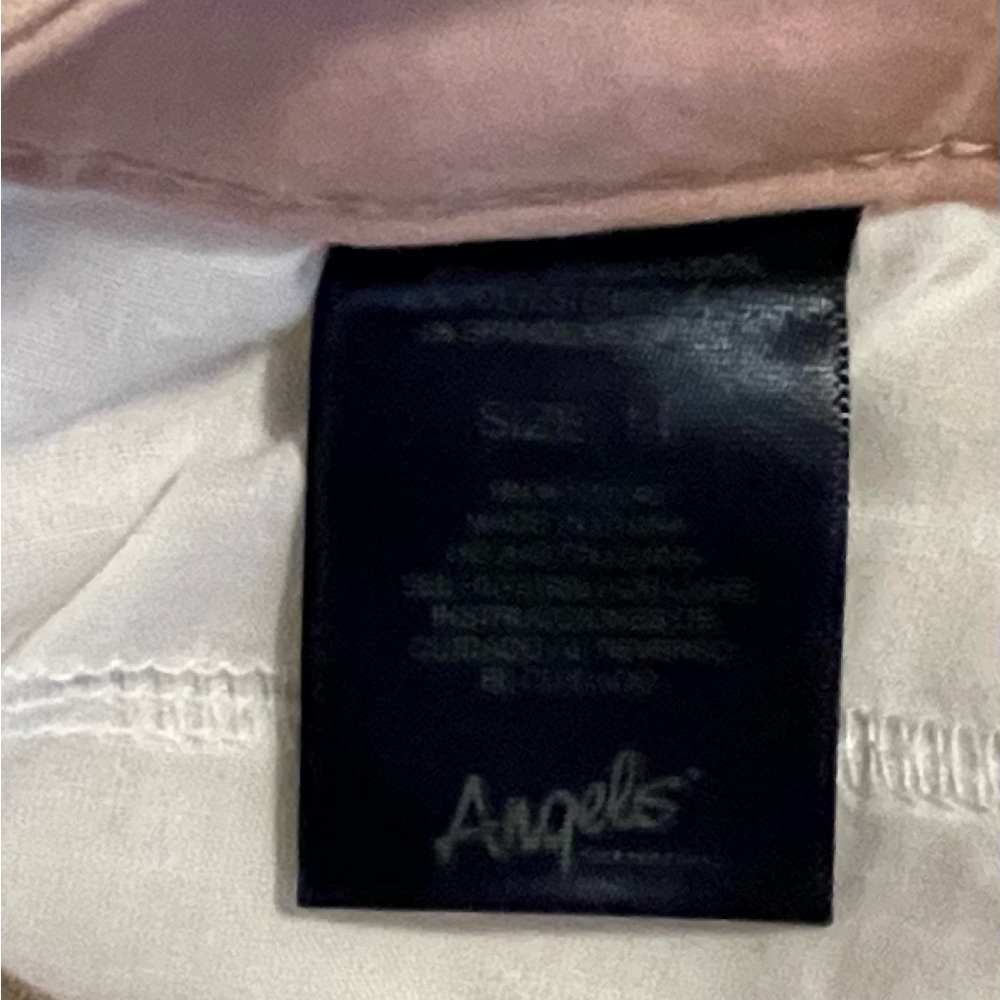 Angels Women's Tan Capris - Picture 5 of 5